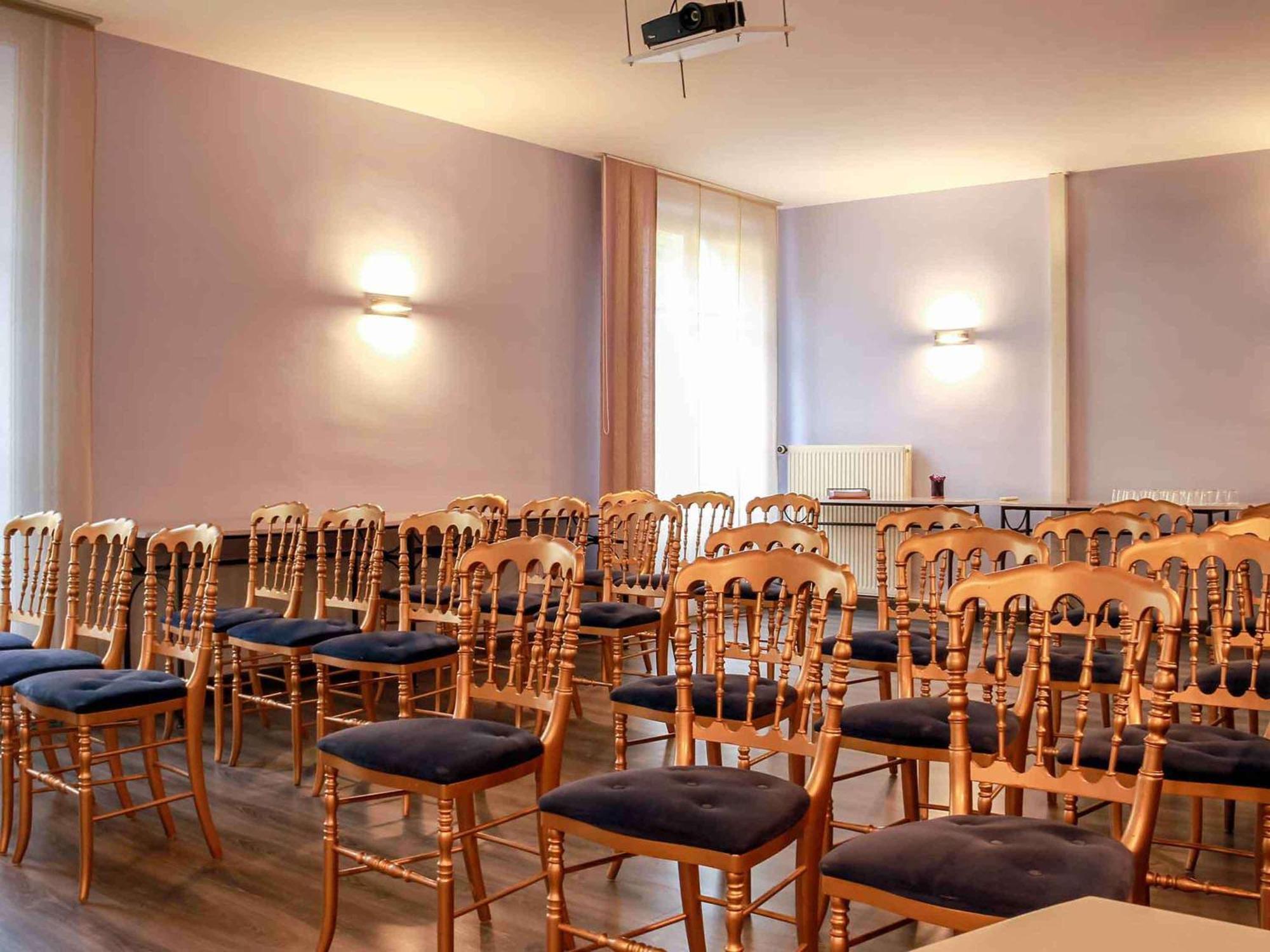 Hotel Mercure Saint-Nectaire Spa & Bien-Etre Eksteriør billede